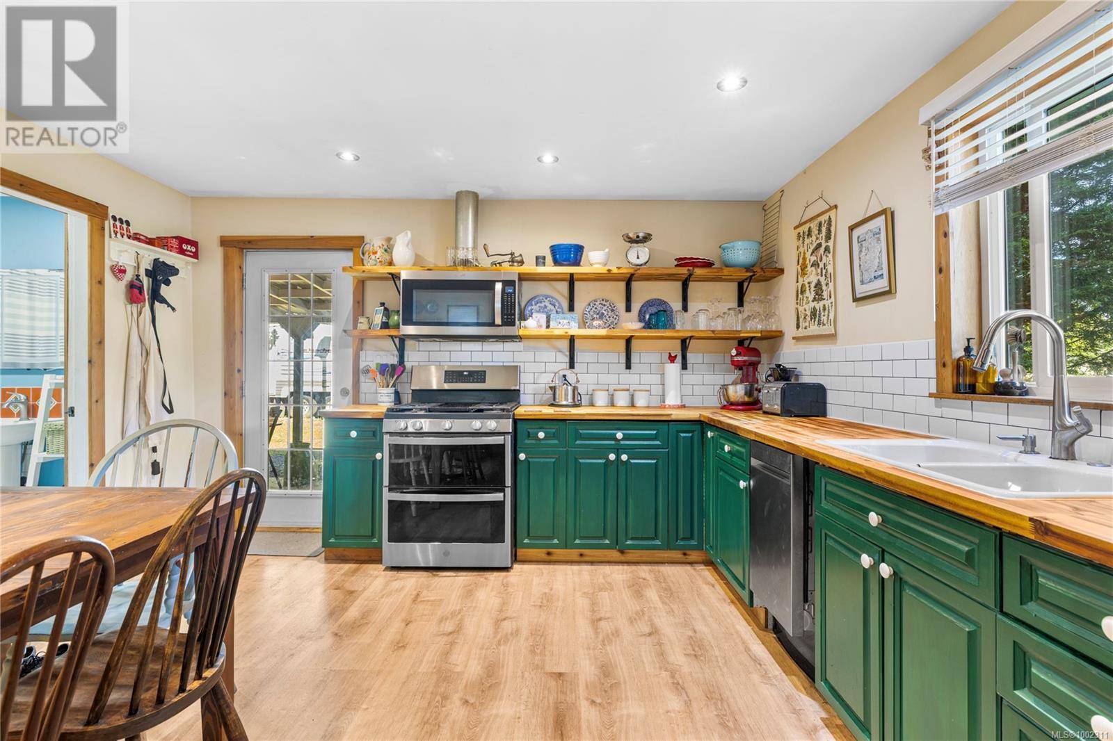 Parksville, BC V9P1T6,689 Pioneer Cres