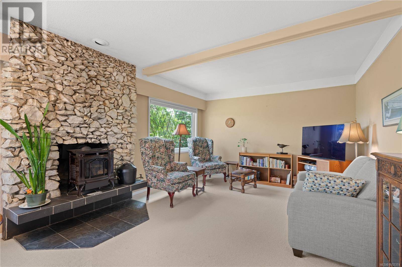 Sidney, BC V8L3H4,10270 Resthaven Dr