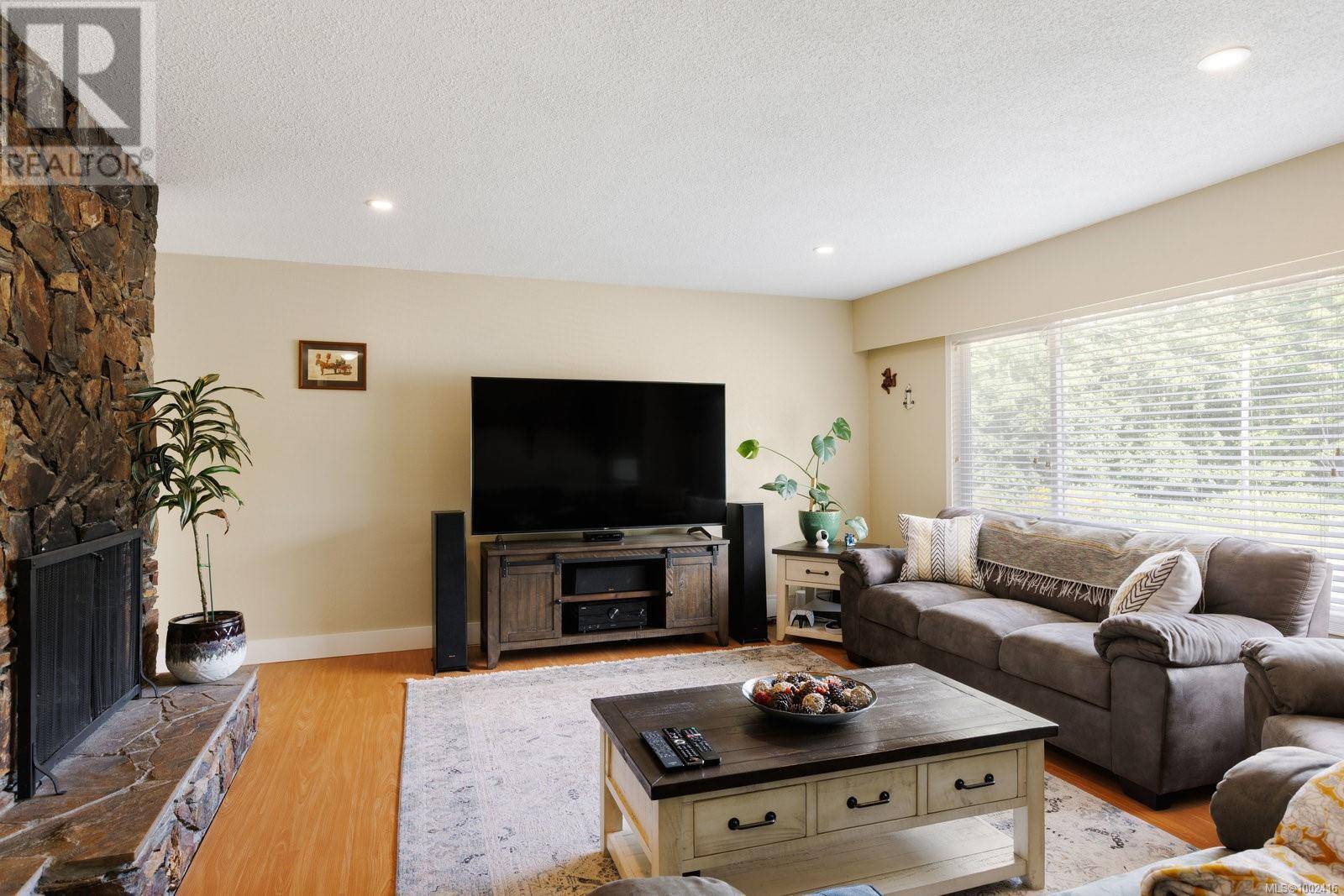 Langford, BC V9B4R1,2867 Sooke Lake Rd