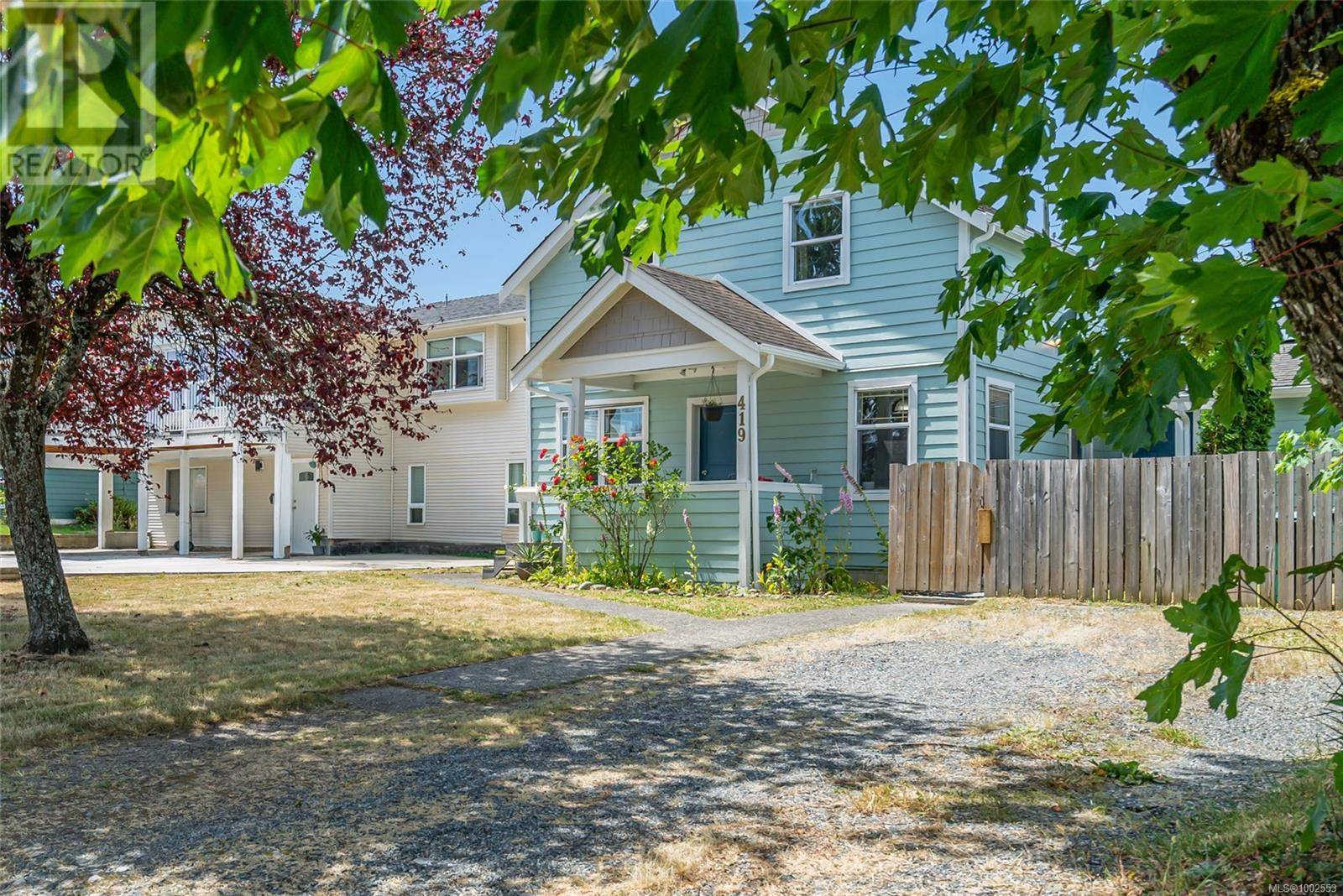 Nanaimo, BC V9R3M2,419 Hillcrest Ave