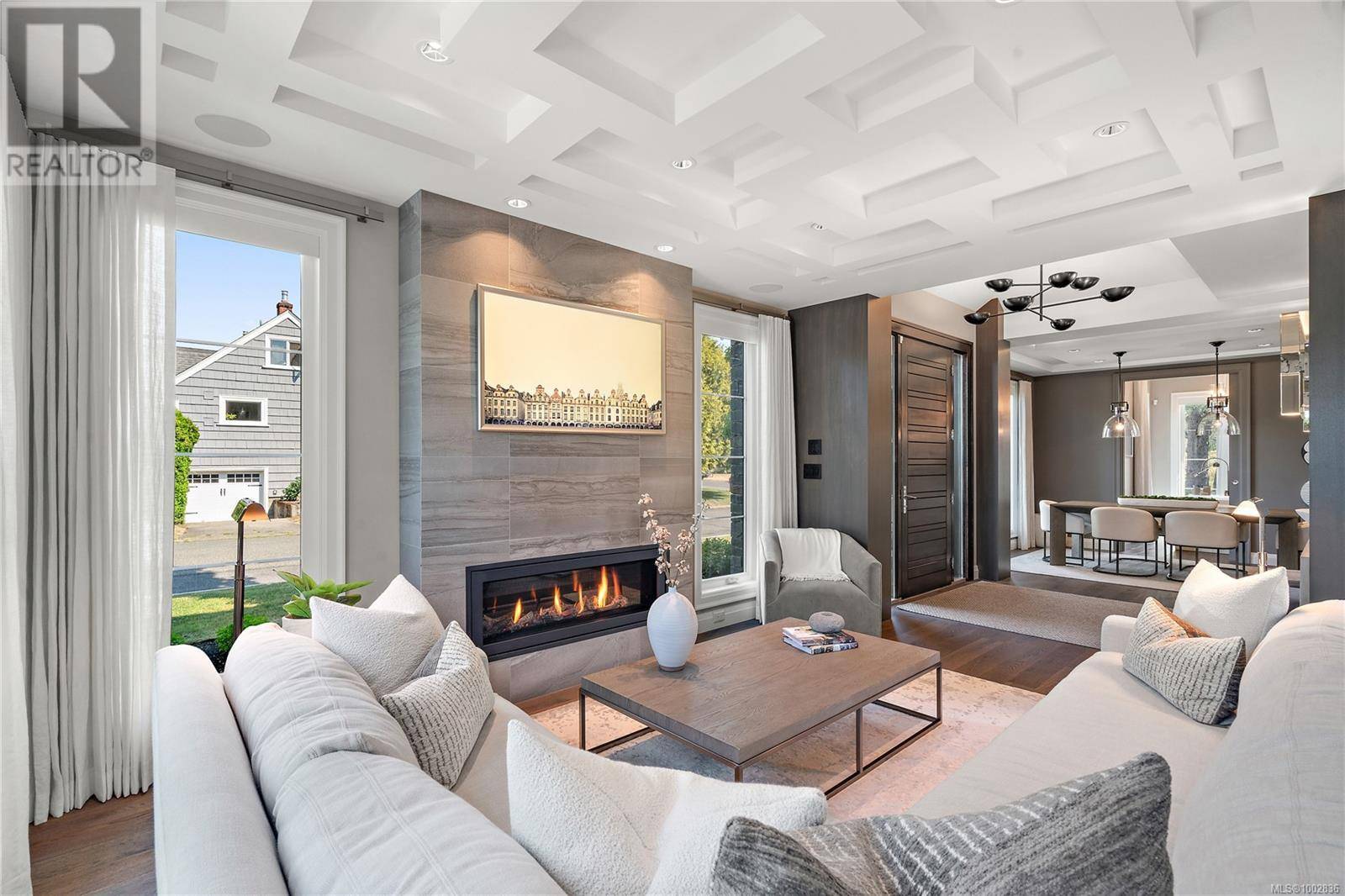 Oak Bay, BC V8R3L8,2685 Burdick Ave