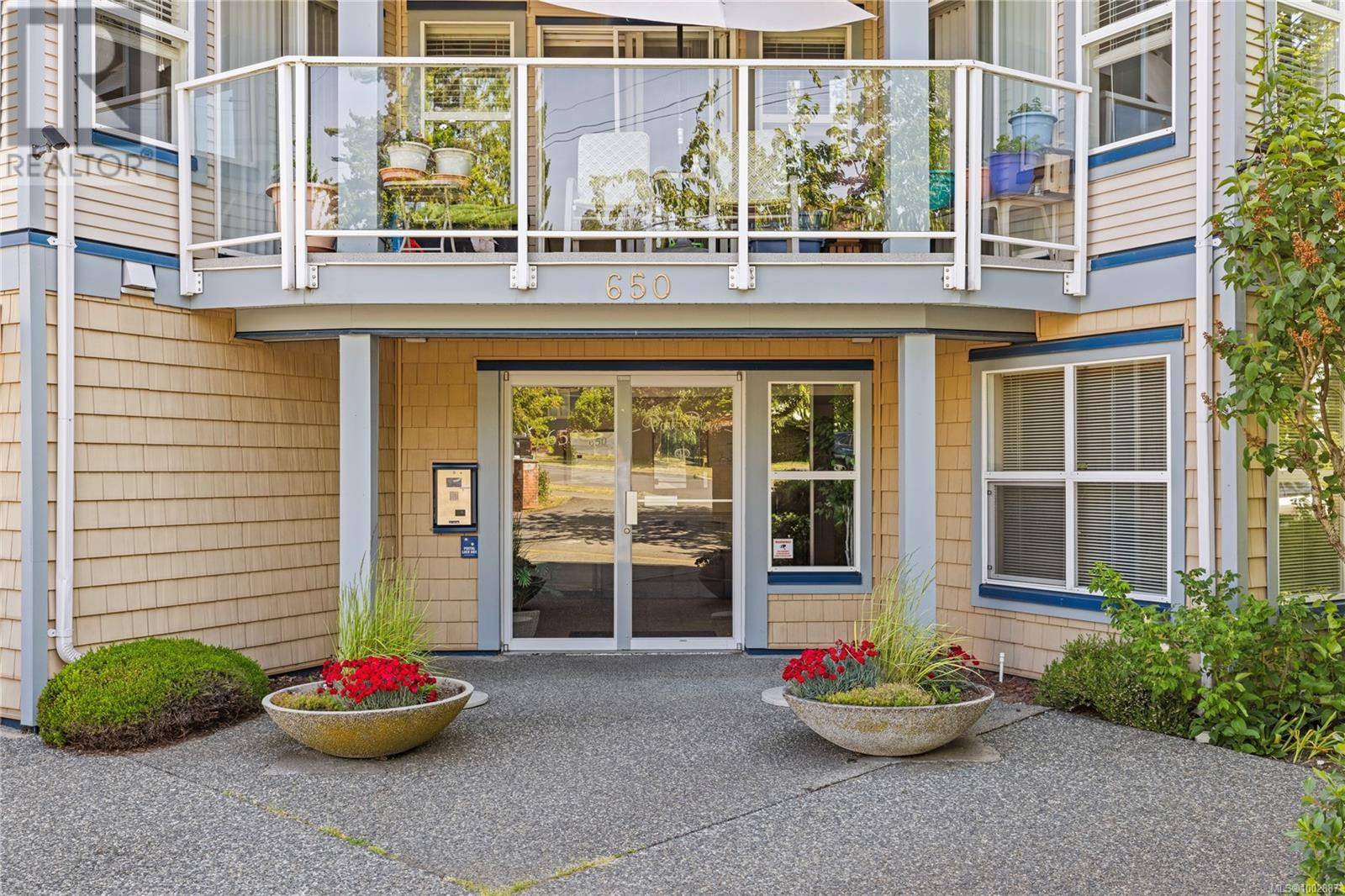 Nanaimo, BC V9R2P1,650 Prideaux ST #201