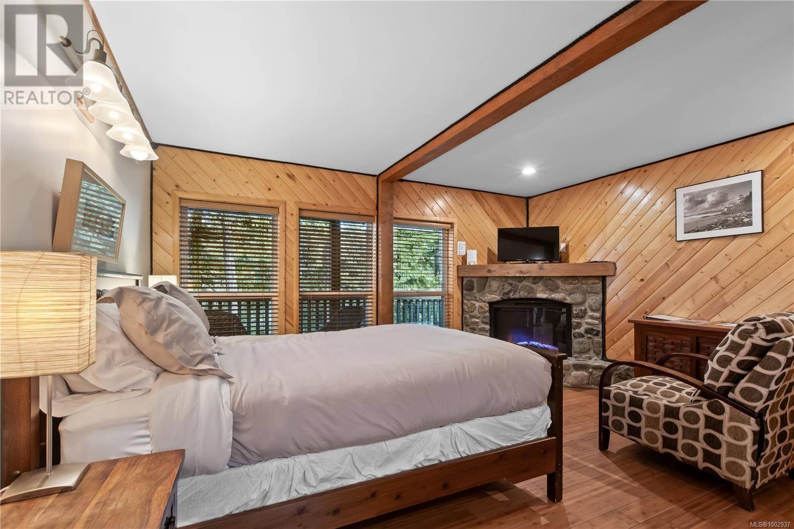 Ucluelet, BC V0R3A0,277 Boardwalk Blvd