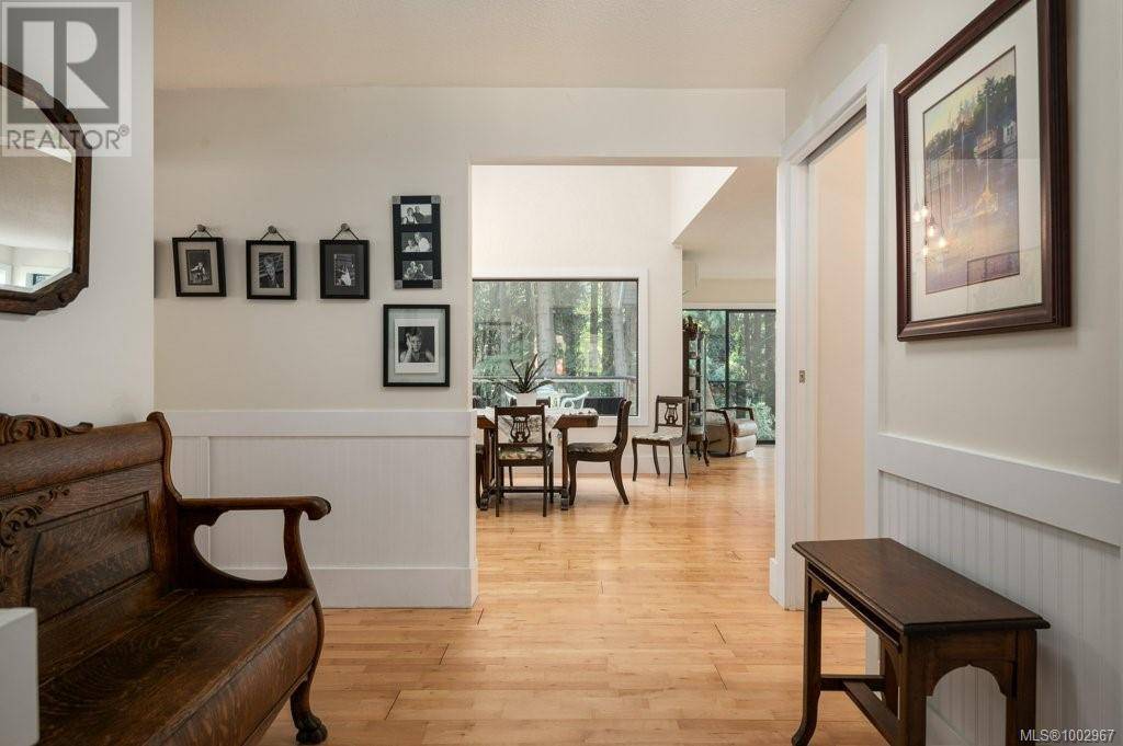 Nanaimo, BC V9T2Y1,3007 Charles St