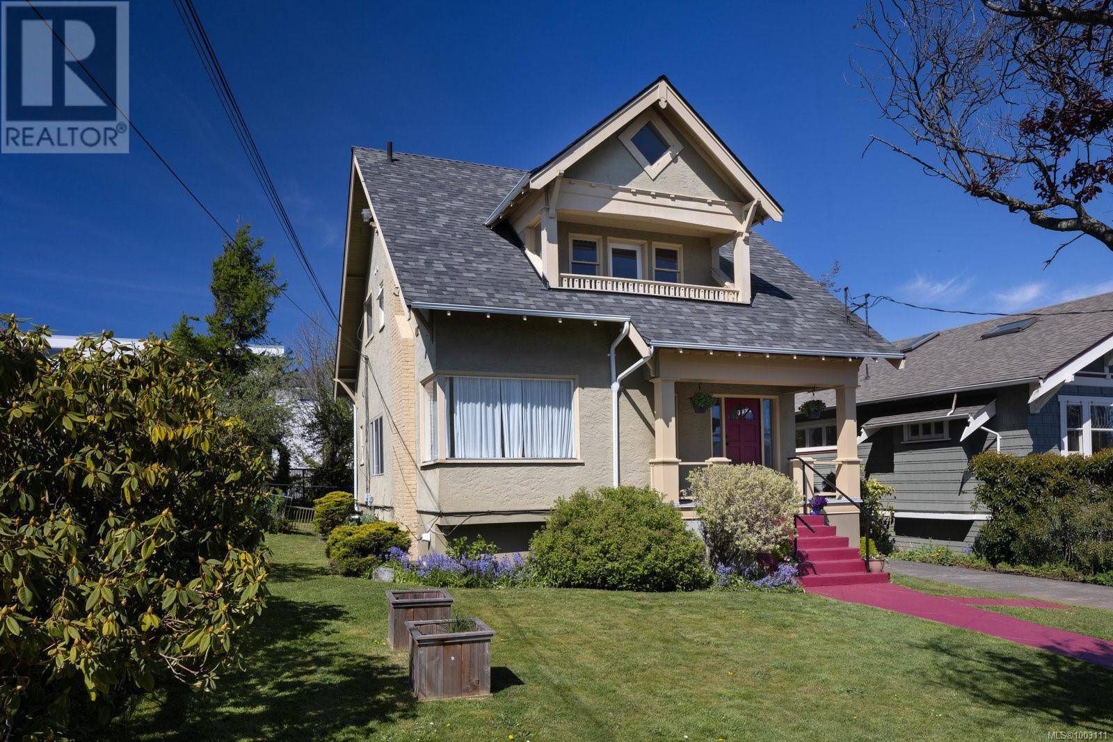 Victoria, BC V8V4K3,16 Howe St