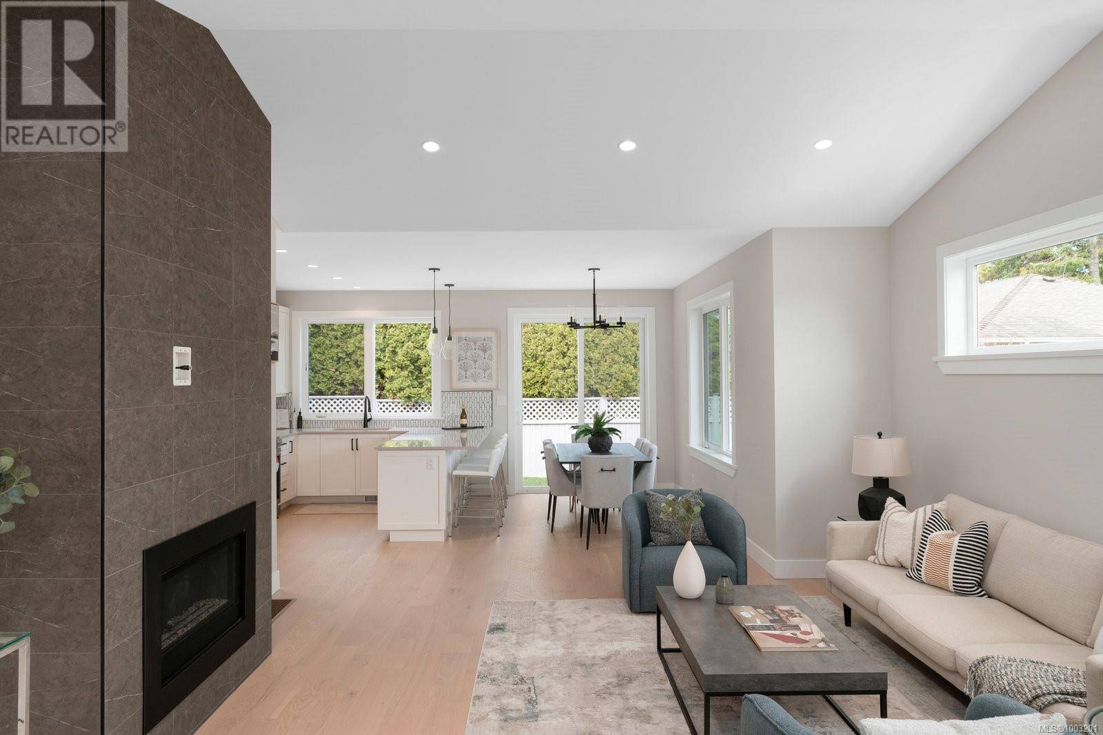 Sidney, BC V8L1R8,9556 Northlawn Terr