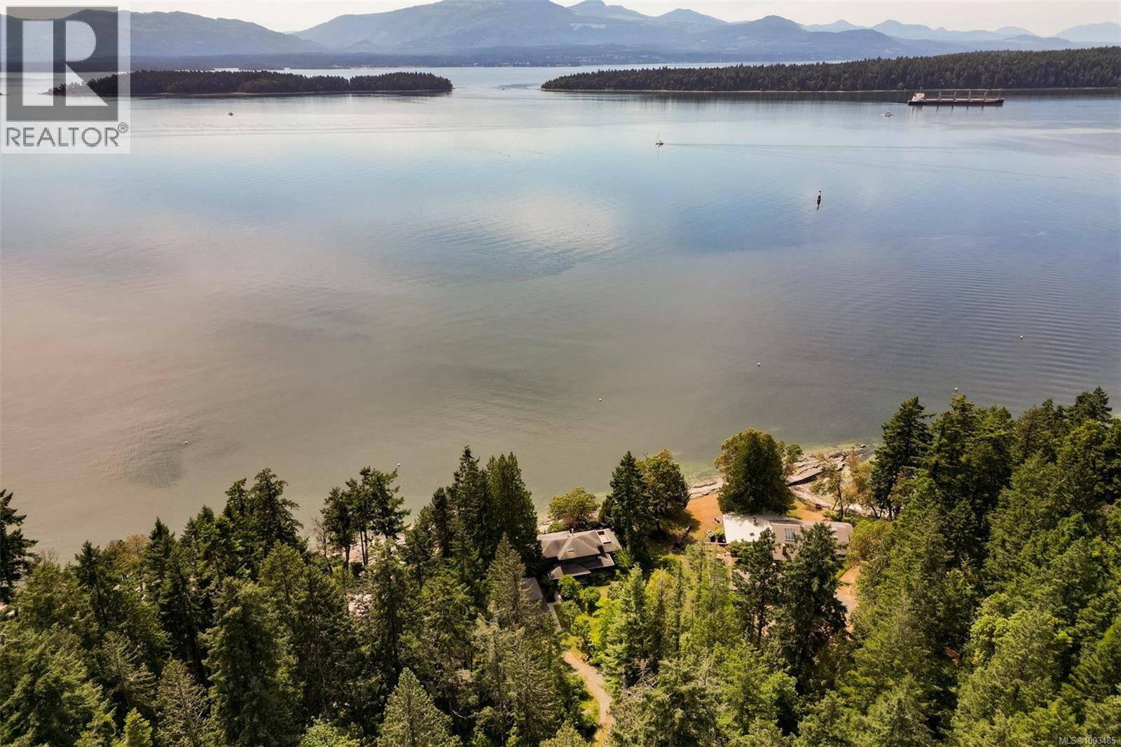 Salt Spring, BC V8K1A3,114 Arbutus Rd