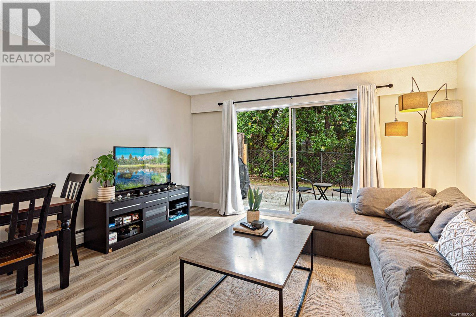 Nanaimo, BC V9S3N8,2594 Highland Blvd