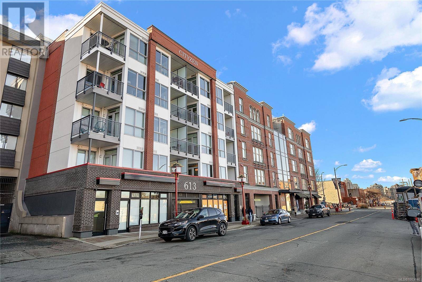Victoria, BC V8W1S8,613 Herald ST #408