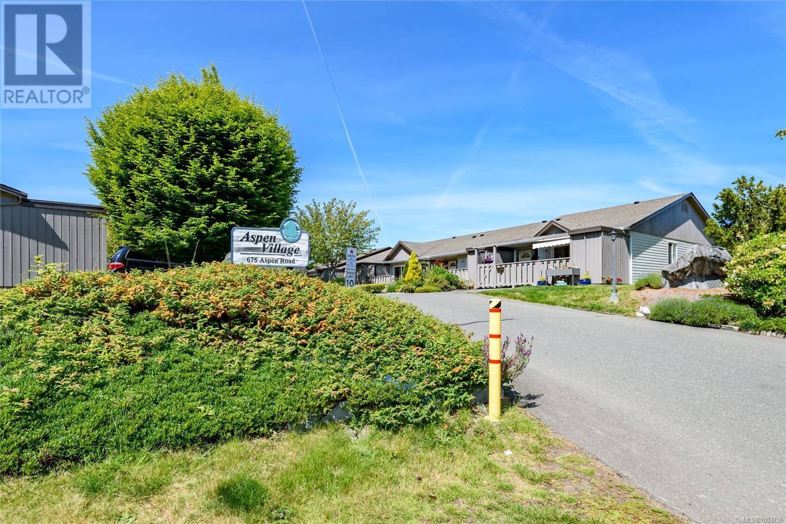 Comox, BC V9M3S6,675 Aspen RD #104