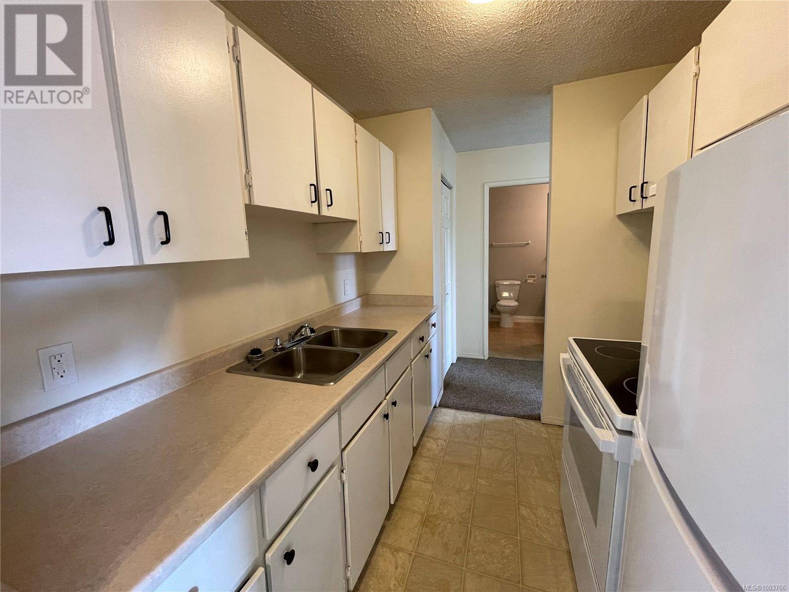 Duncan, BC V9L4C1,3271 Cowichan Lake RD #17