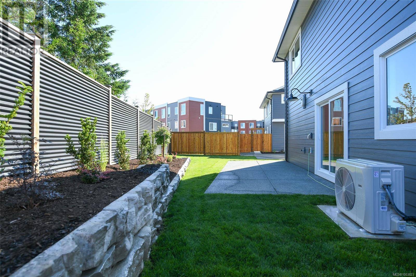 Comox, BC V9M0C8,2315 McDonald RD #B