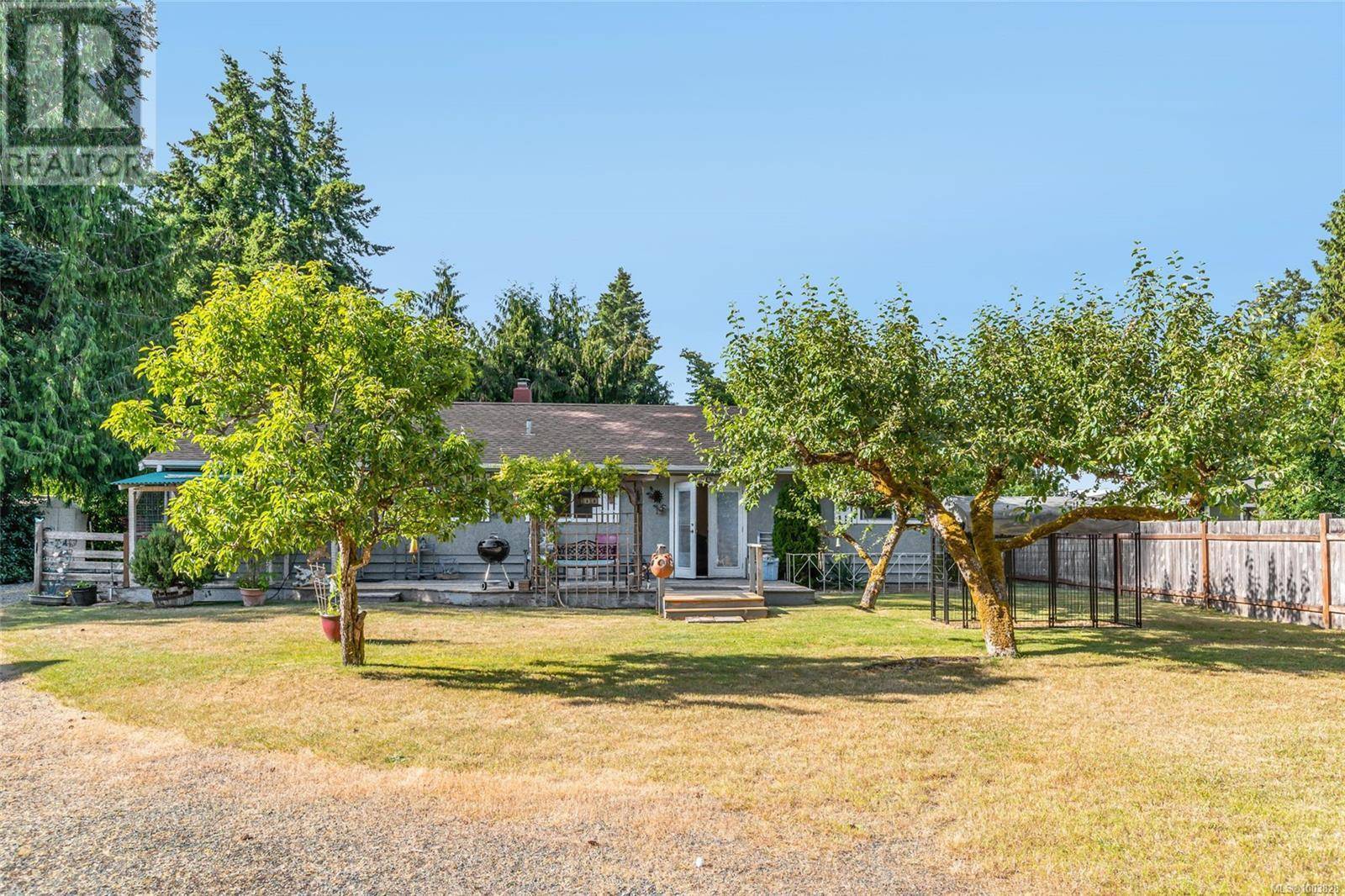 Qualicum Beach, BC V9K2G8,1226 Centre Rd