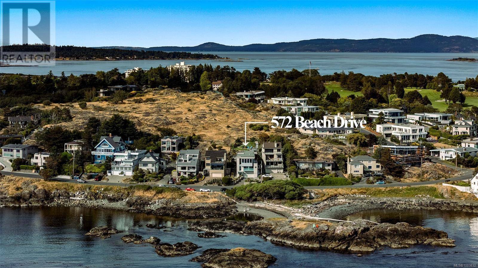 Oak Bay, BC V8S2M5,572 Beach Dr