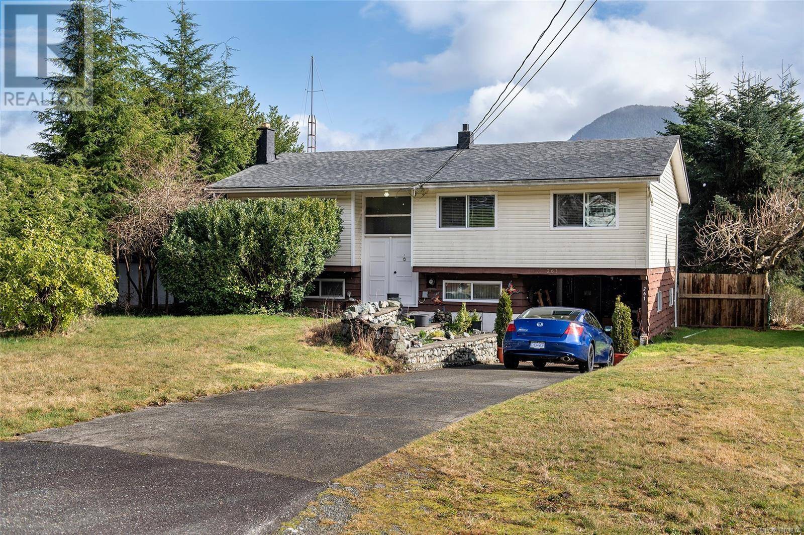 Sayward, BC V0P1R0,261 Ambleside Dr