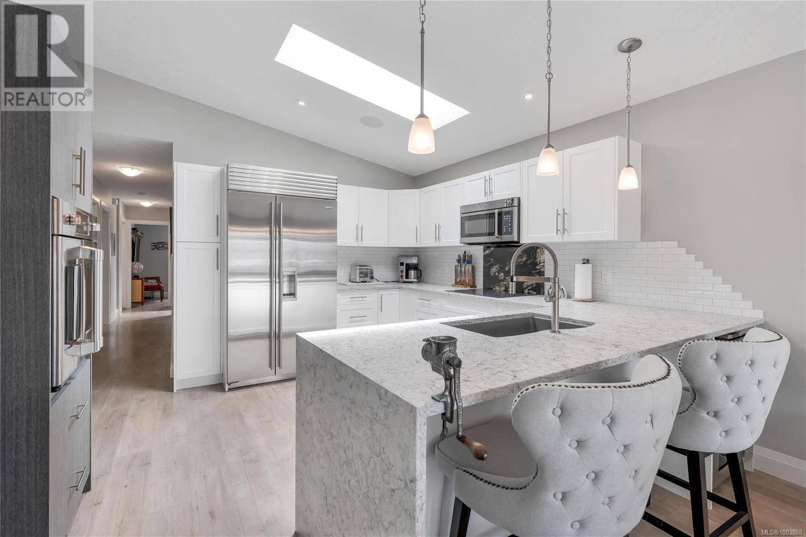 Central Saanich, BC V8M0B4,7586 Tetayut RD #37