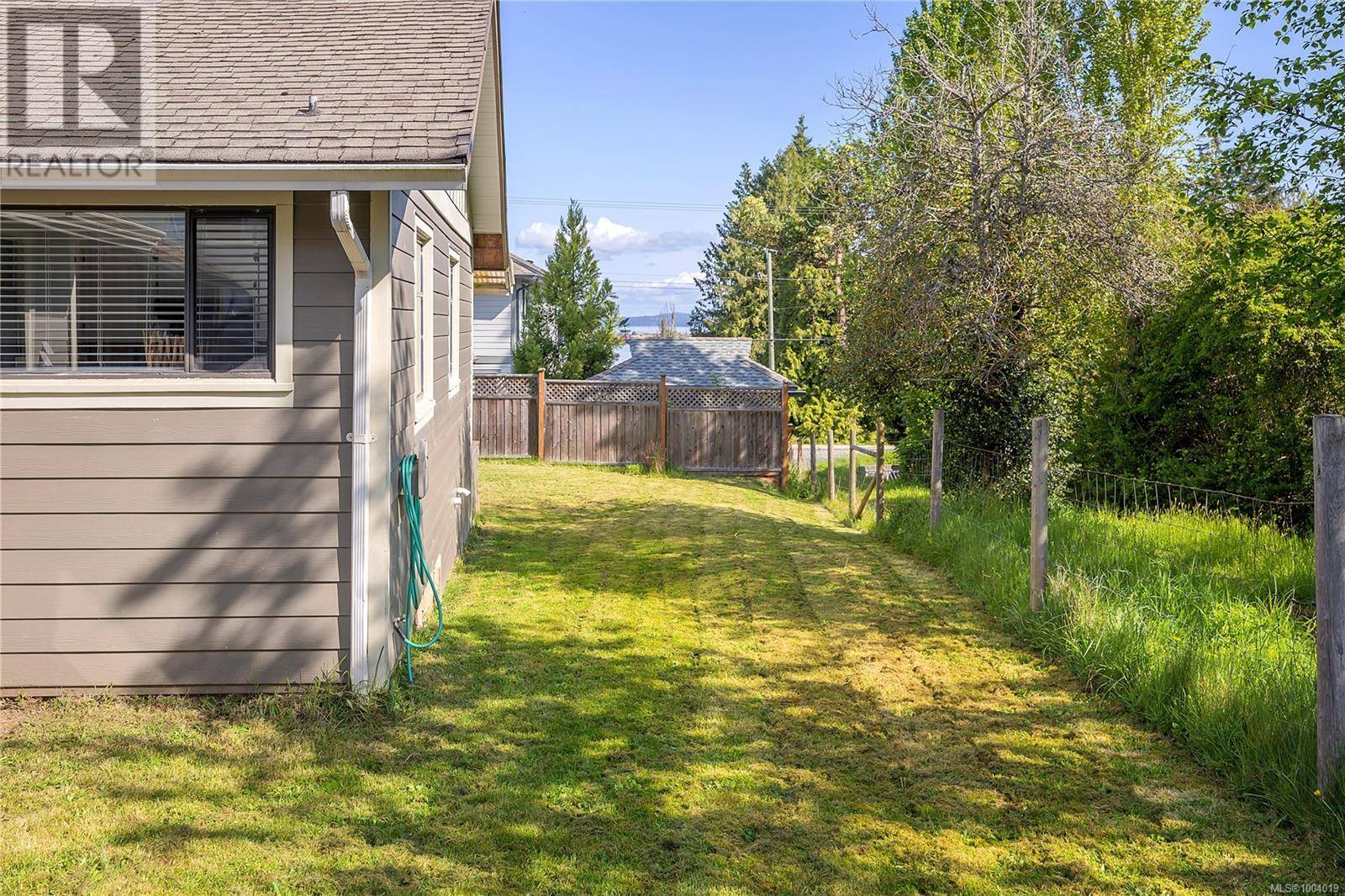 Crofton, BC V0R1R0,7989 Tidemark Way