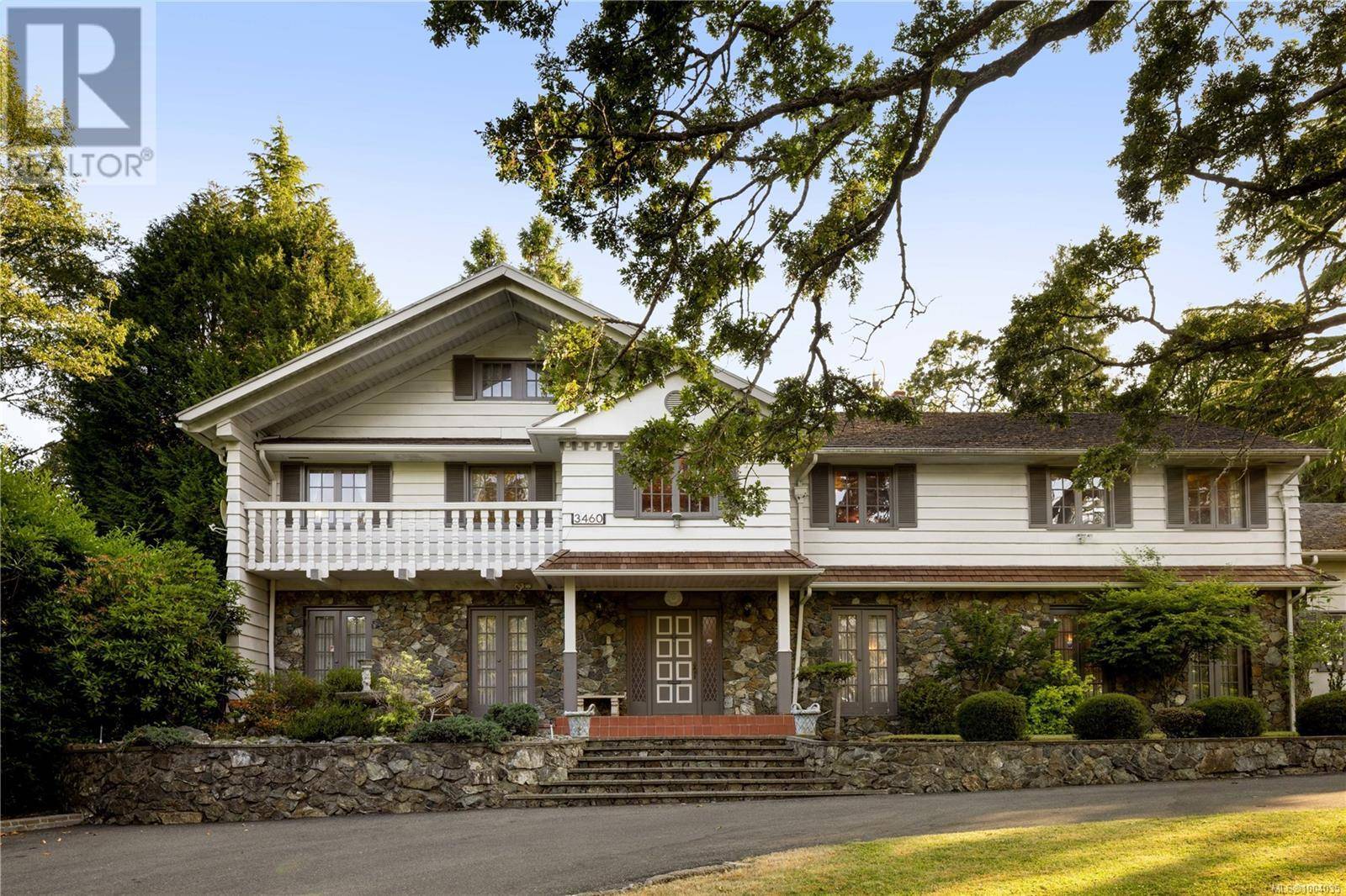 Oak Bay, BC V8R6M5,3460 Beach Dr