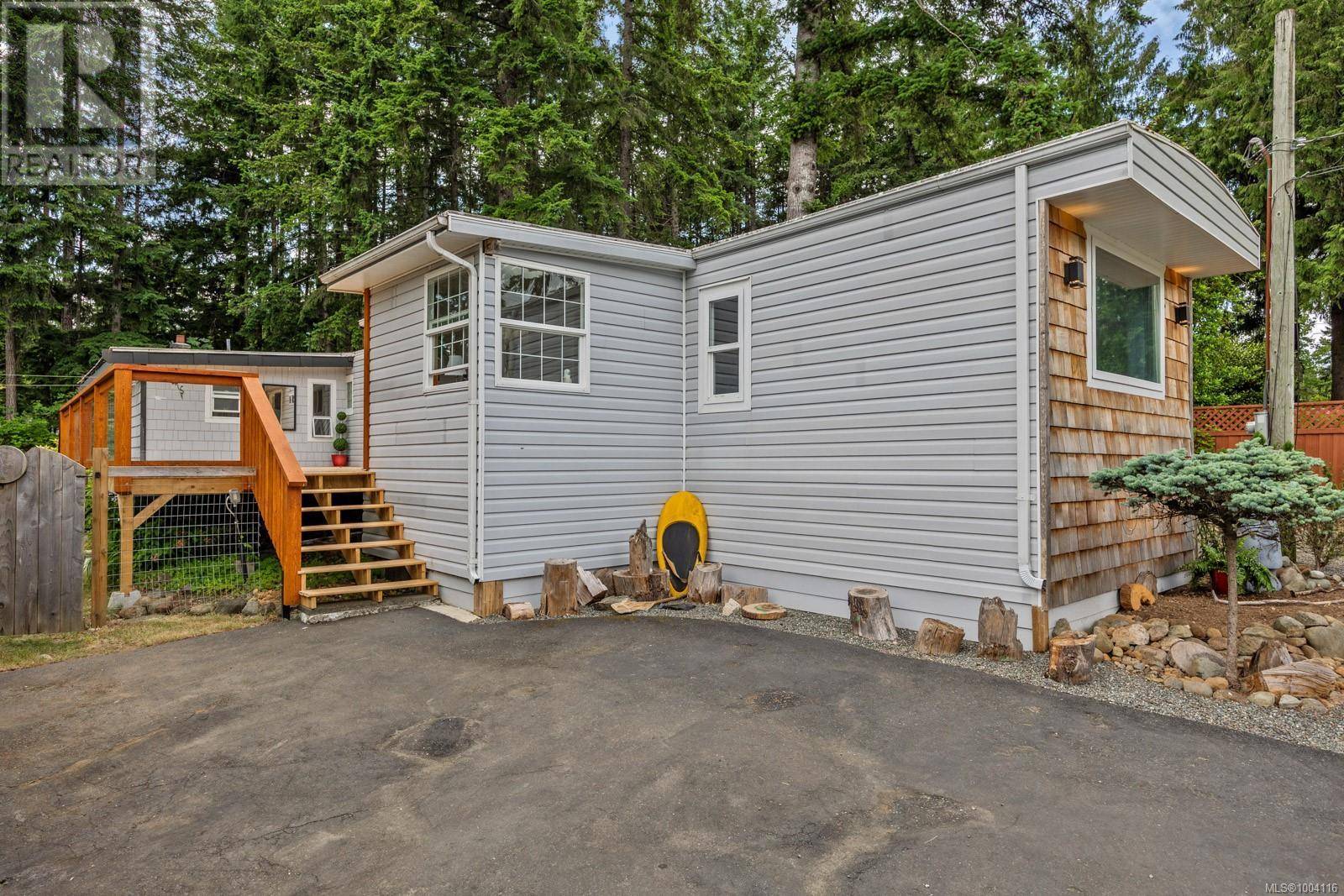 Comox, BC V9M3Z4,2059 Austin Rd