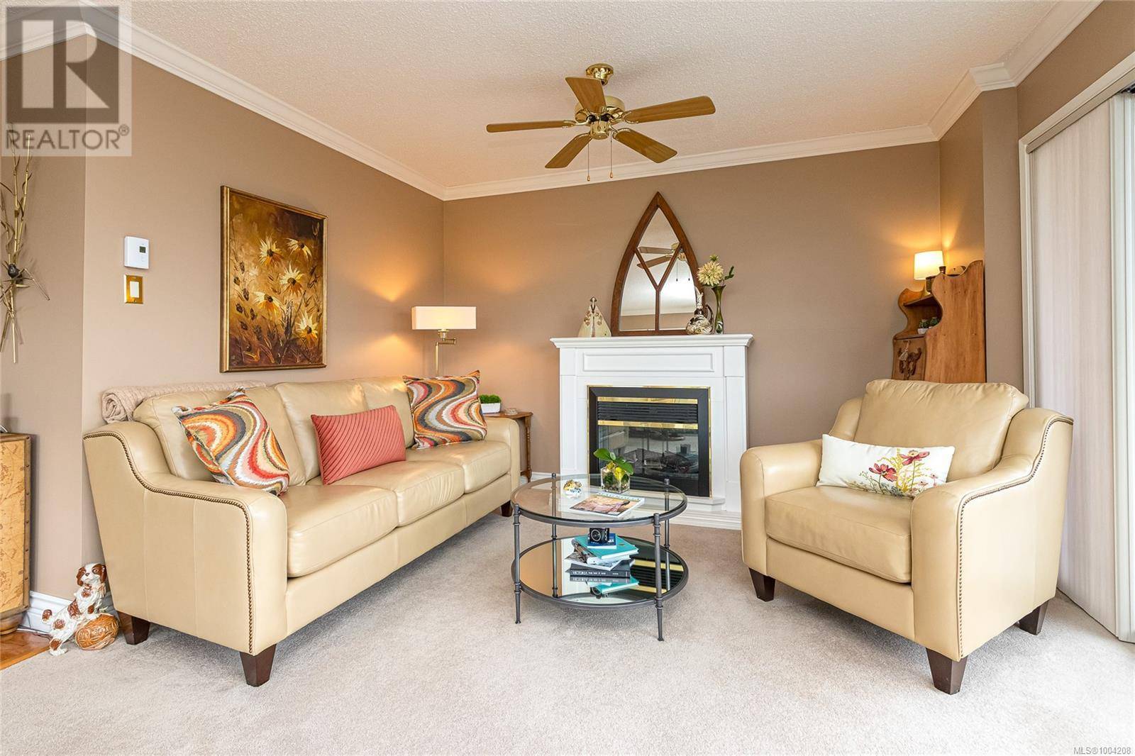 Victoria, BC V8W1B3,819 Burdett AVE #603