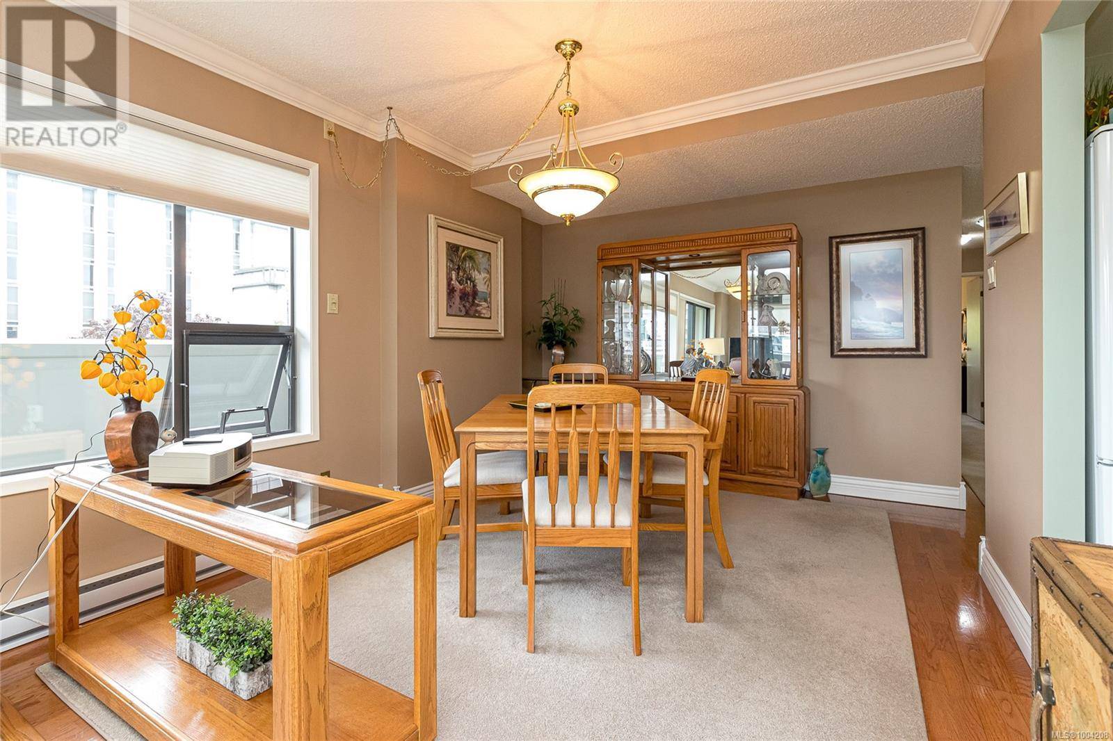 Victoria, BC V8W1B3,819 Burdett AVE #603