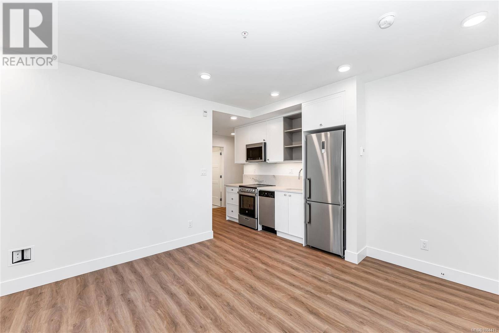 Victoria, BC V8V3E1,1224 Richardson ST #102 C