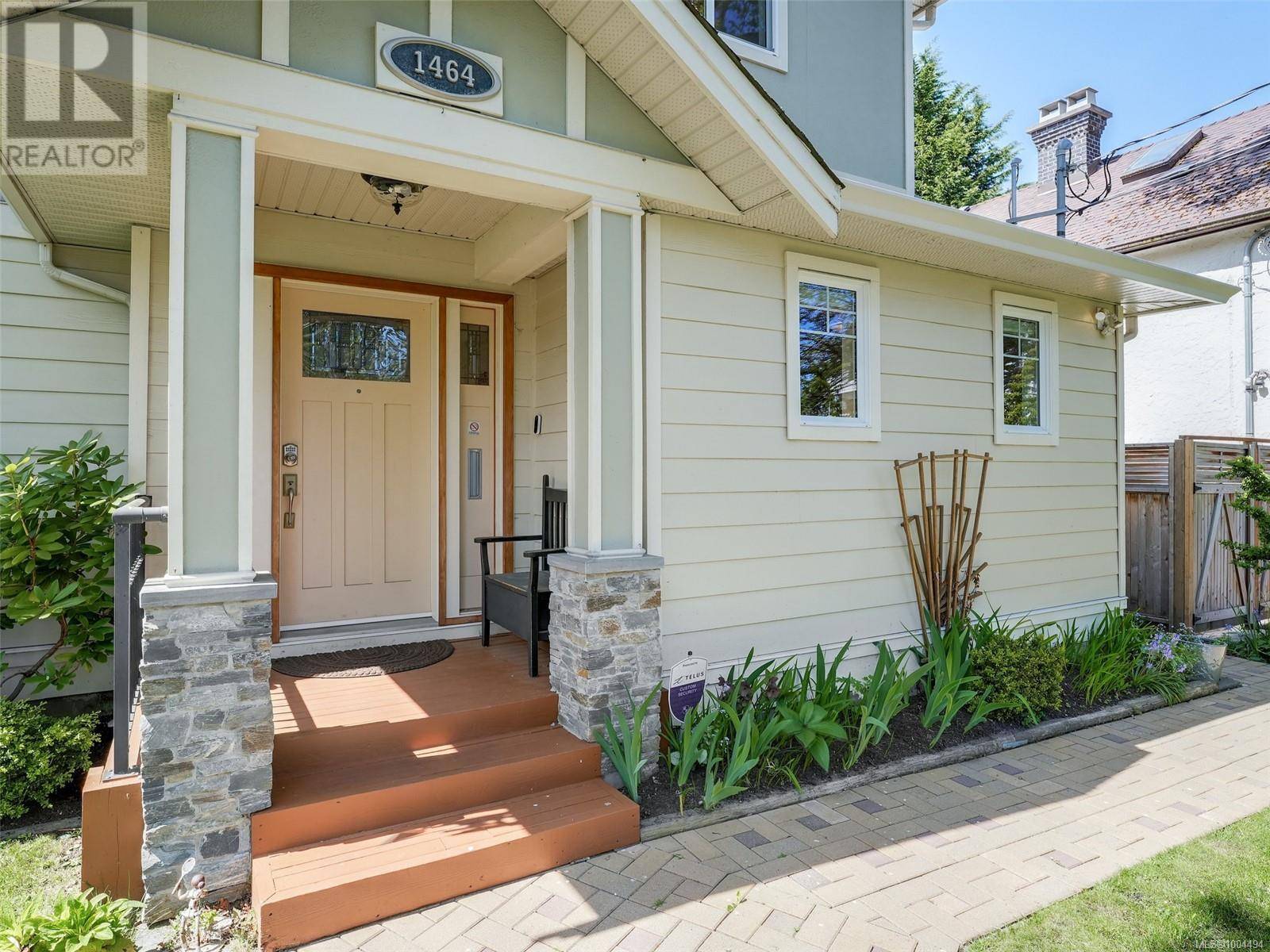 Oak Bay, BC V8S4Y4,1464 St. Patrick St