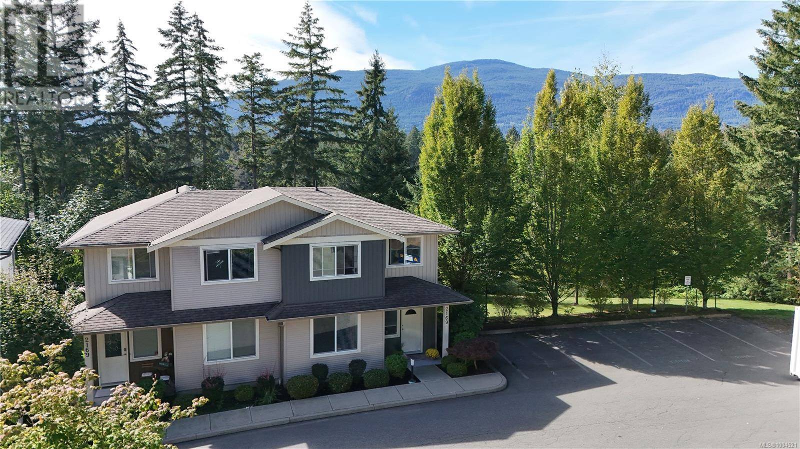 Nanaimo, BC V9T0C8,2169 Ridgemont PL #101
