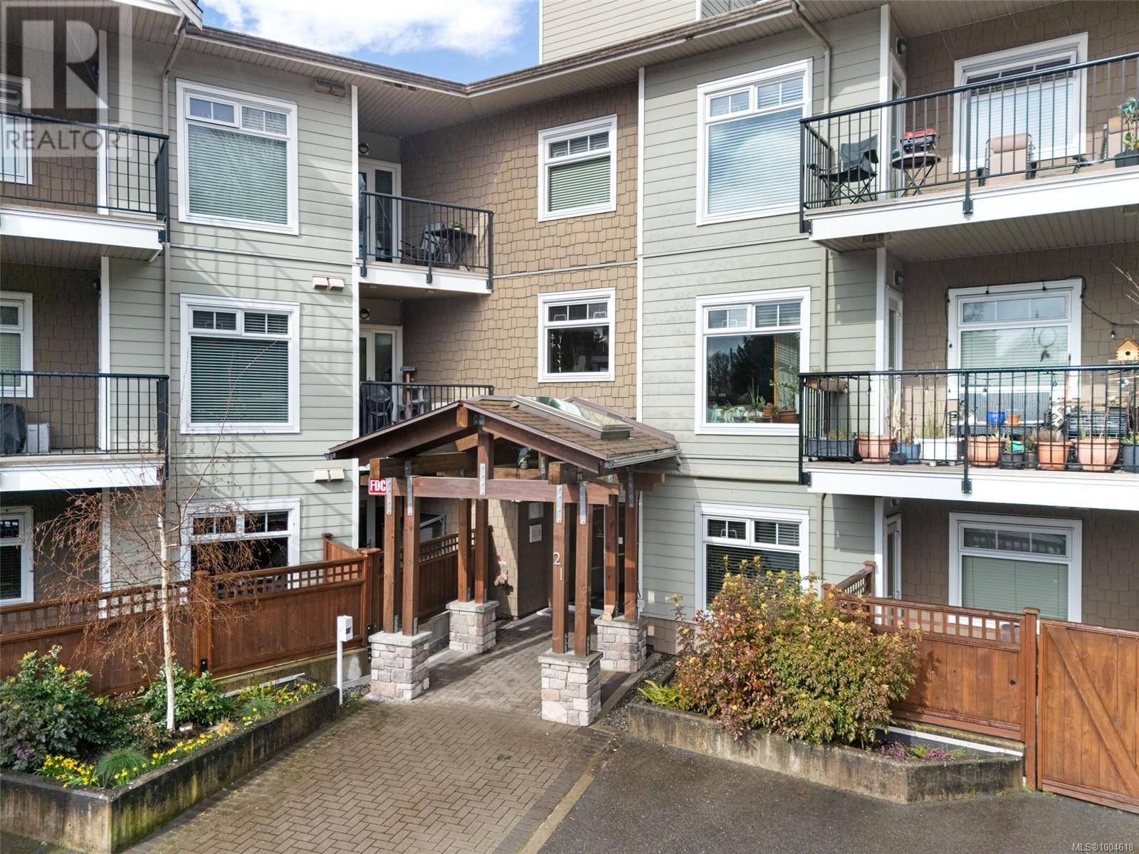 View Royal, BC V8Z5G1,21 Conard ST #201