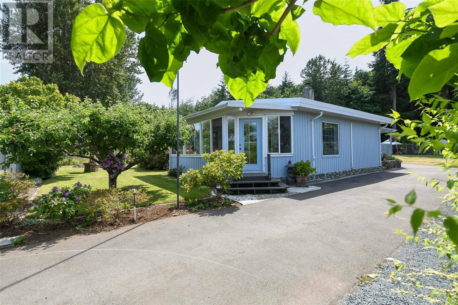 Bowser, BC V0R1G0,5340 Gainsberg Rd