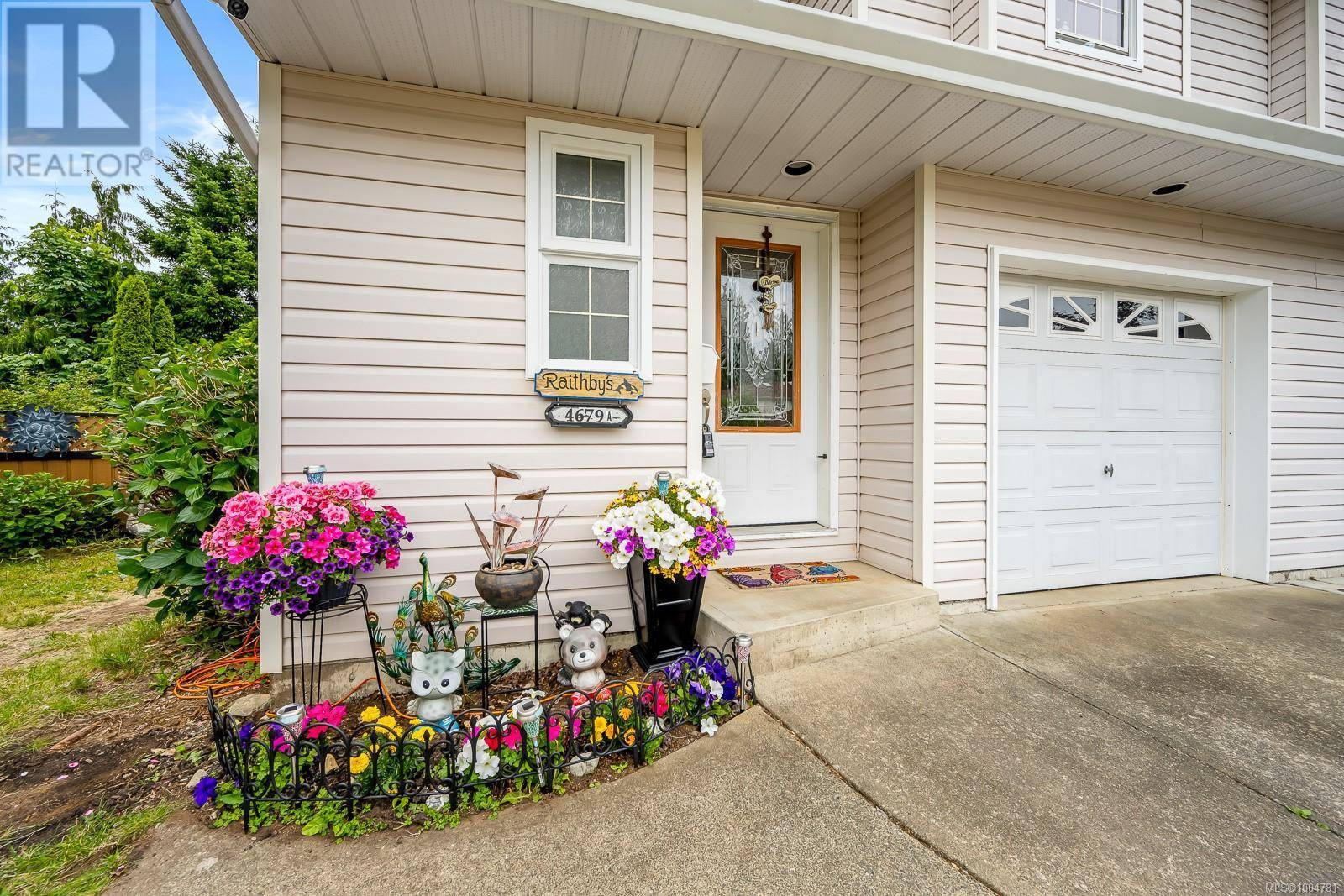 Courtenay, BC V9N8S8,4679A Ashwood Pl