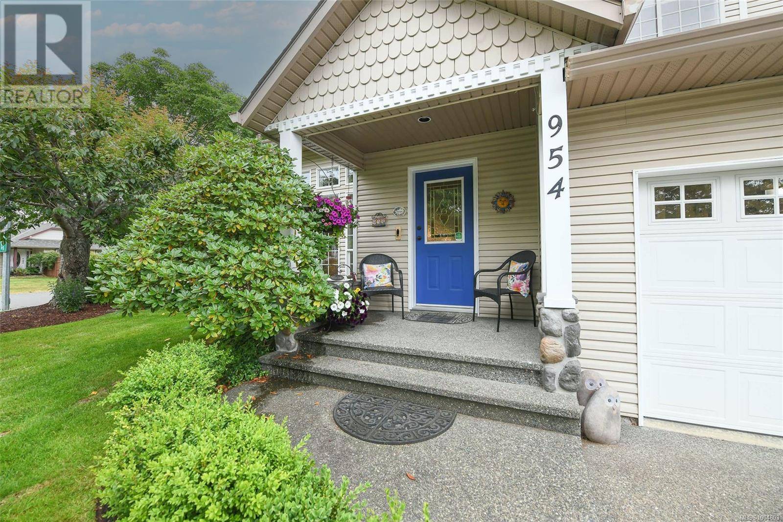 Courtenay, BC V9W9E3,954 Malahat Dr