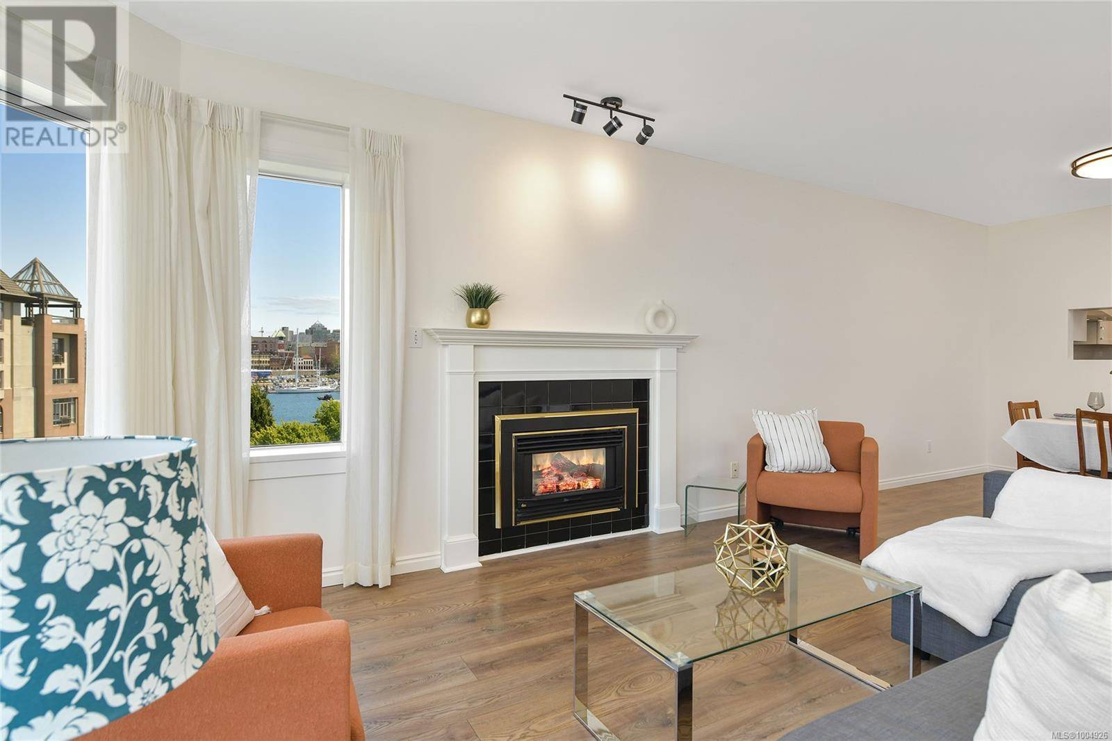 Victoria, BC V9A7J4,50 Songhees RD #408