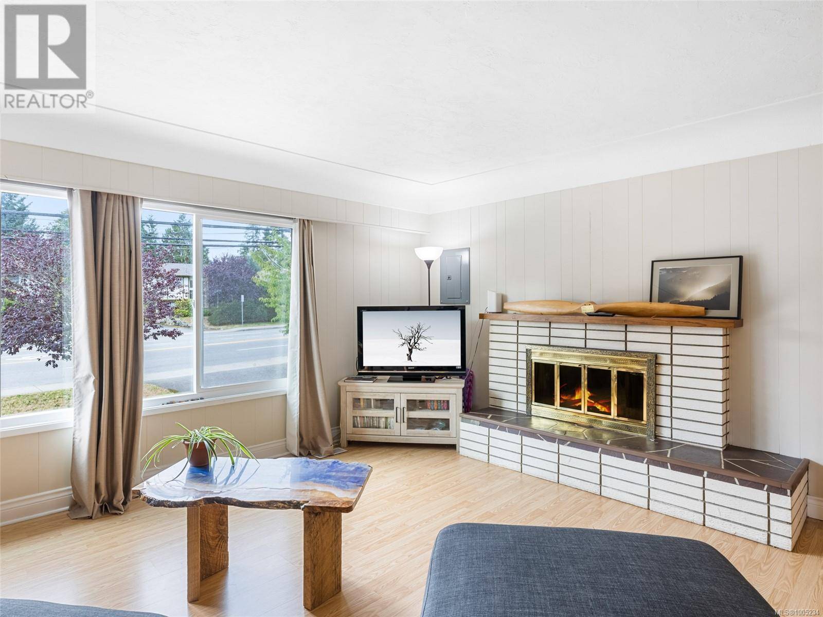 Nanaimo, BC V9T5M4,6080 Hammond Bay Rd