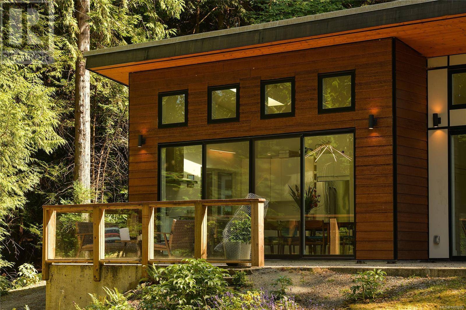 Mayne Island, BC V0N2J2,240 Callaghan Cres