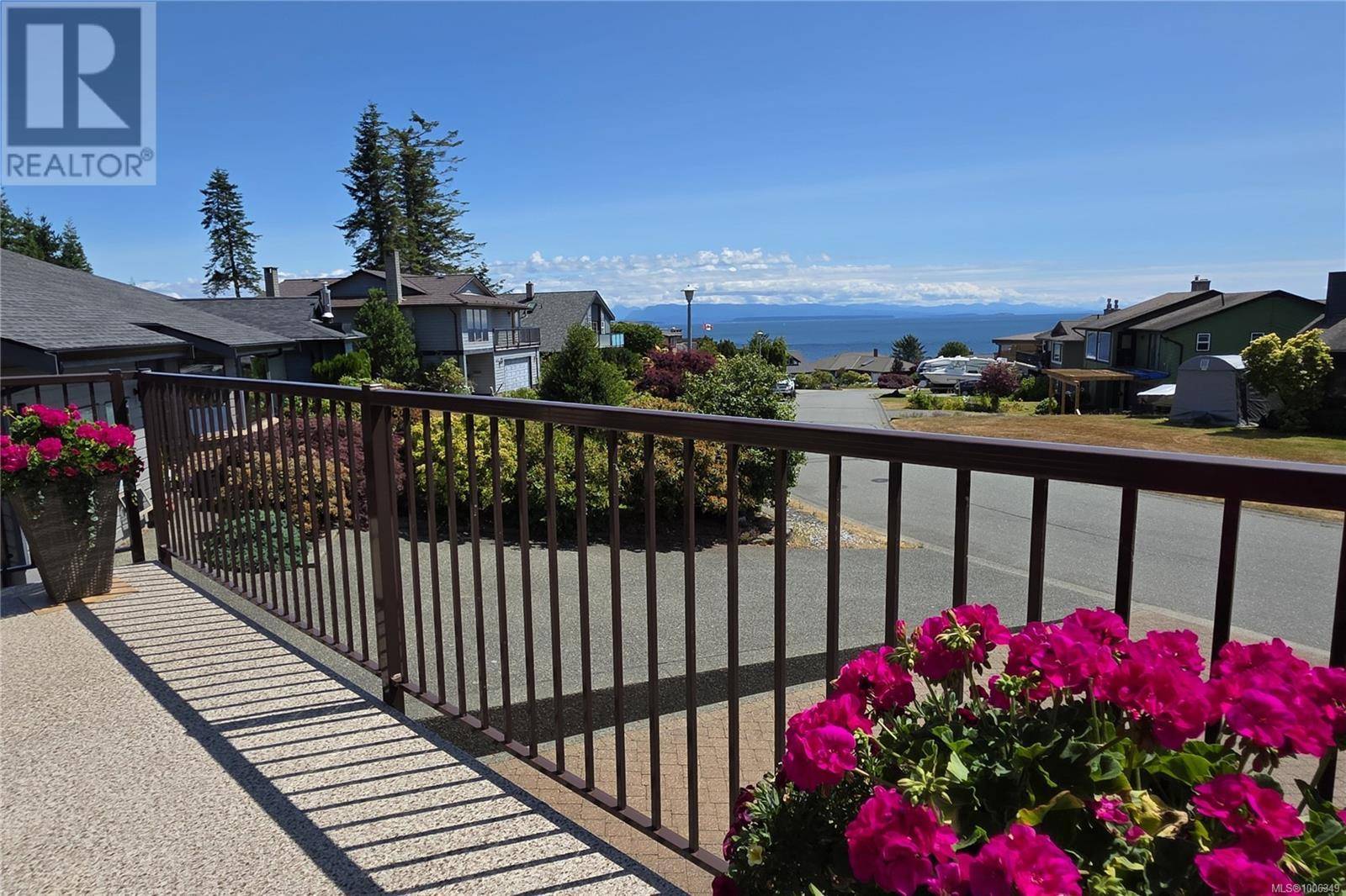 Campbell River, BC V9W6L2,1613 Passage View Dr