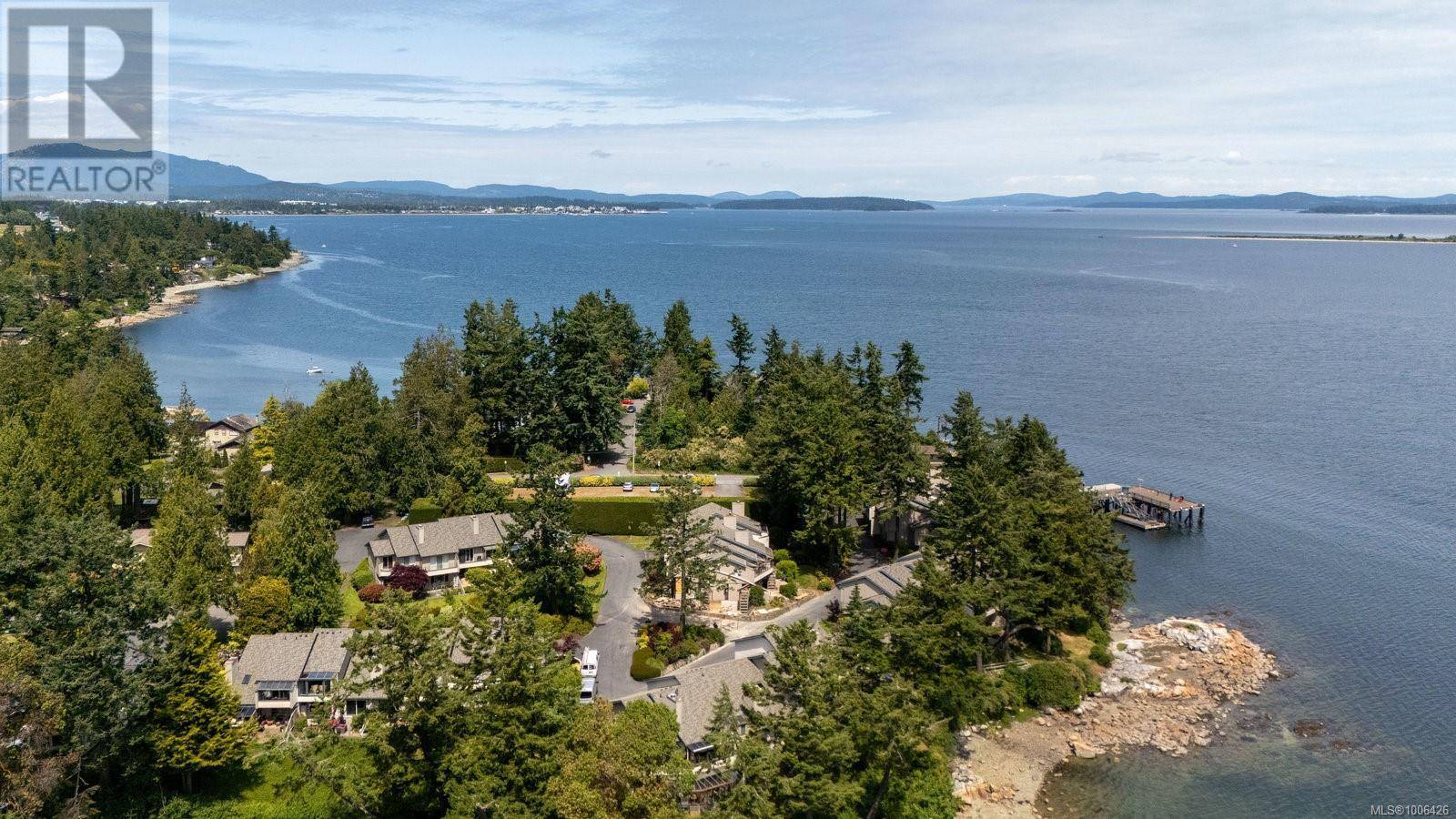 Central Saanich, BC V8M1V3,2654 Lancelot PL #3