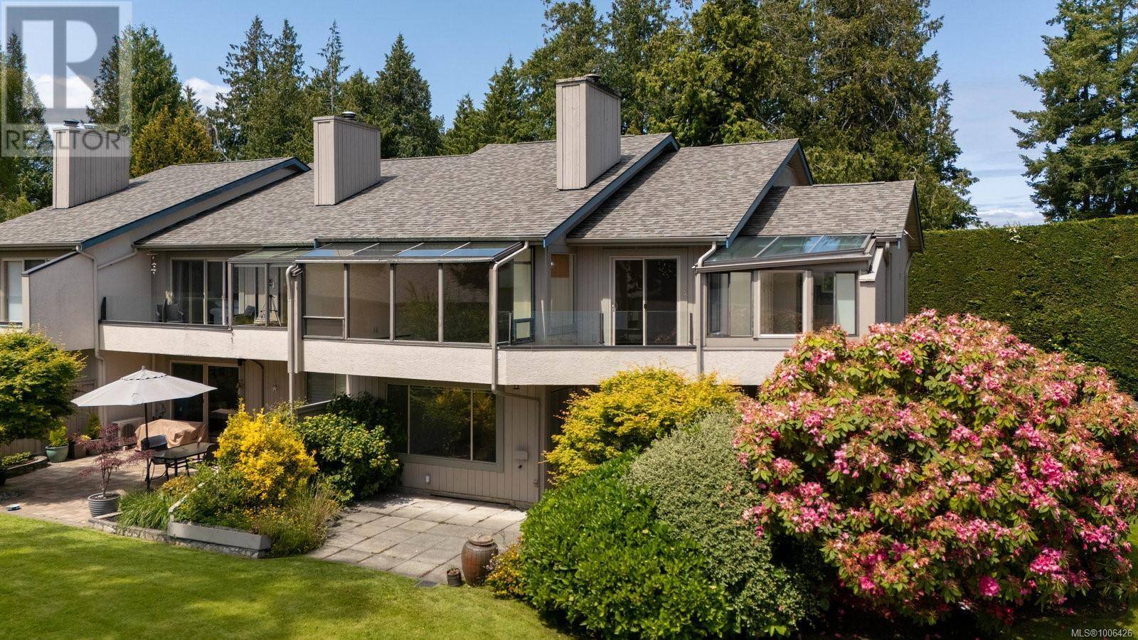 Central Saanich, BC V8M1V3,2654 Lancelot PL #3