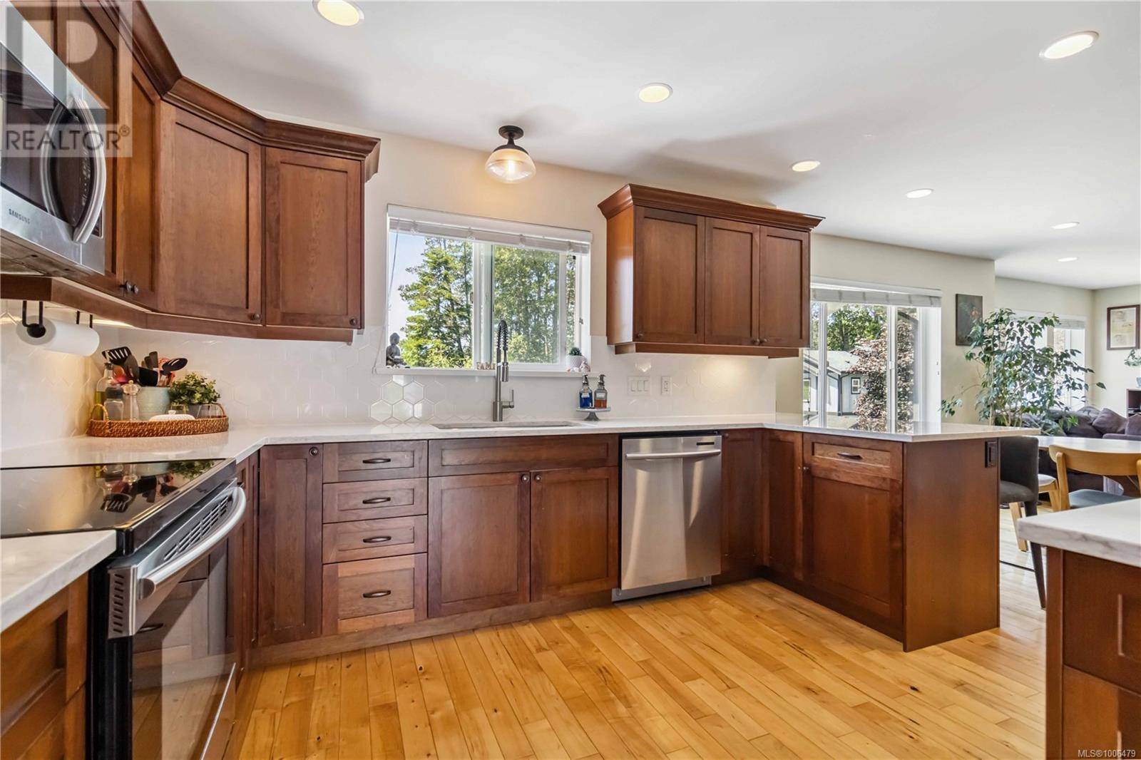 Langford, BC V9C0C7,971 Rattanwood Pl