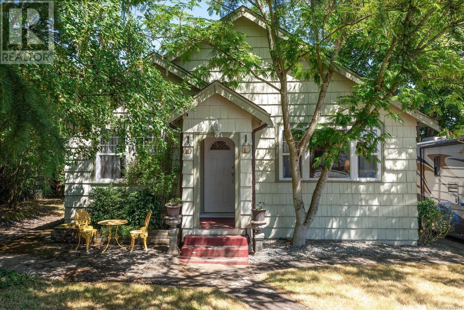 Nanaimo, BC V9R1T7,612 Fourth St