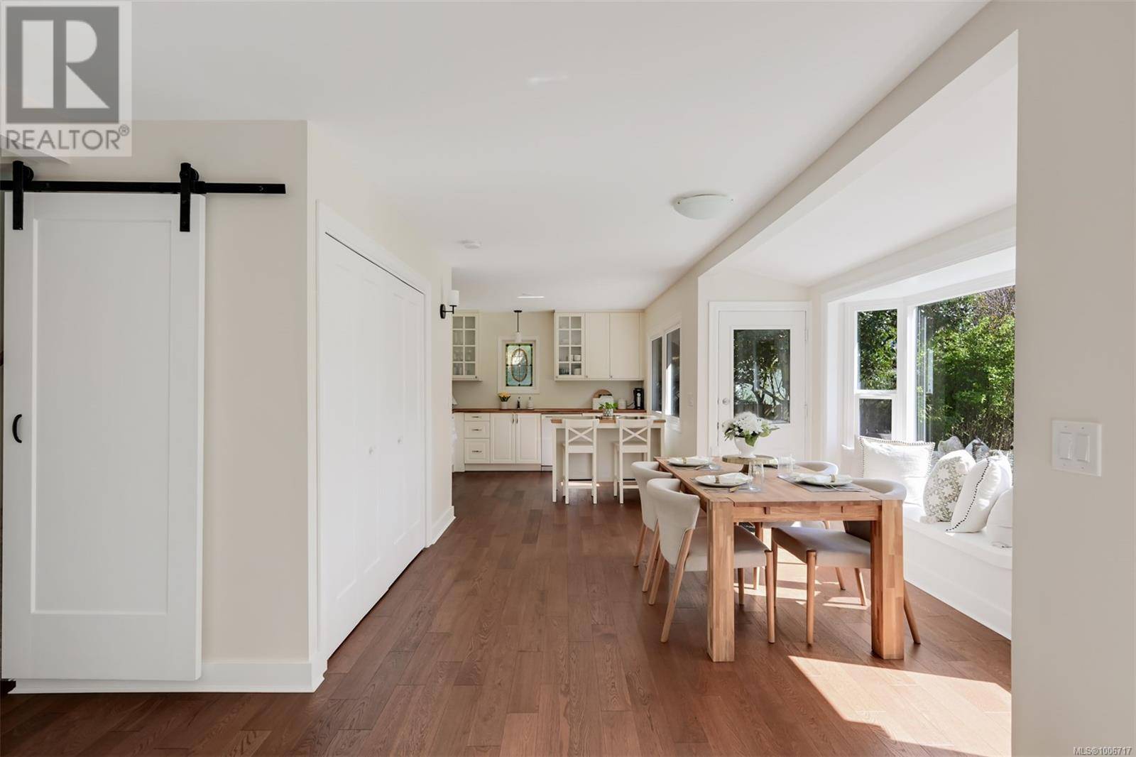 Victoria, BC V8S1M9,1445 Hamley St