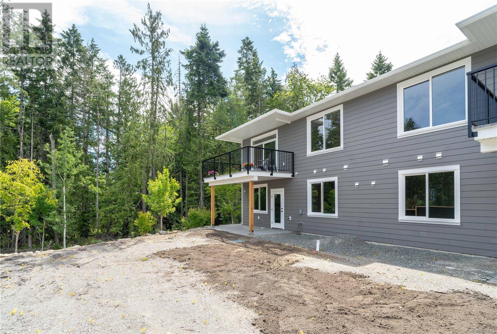 Ladysmith, BC V9G0A7,671 Sanderson Rd