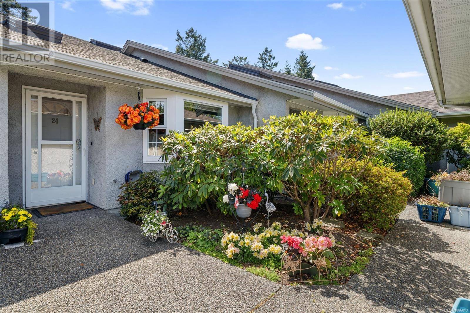 Central Saanich, BC V8M2C1,2600 Ferguson RD #24