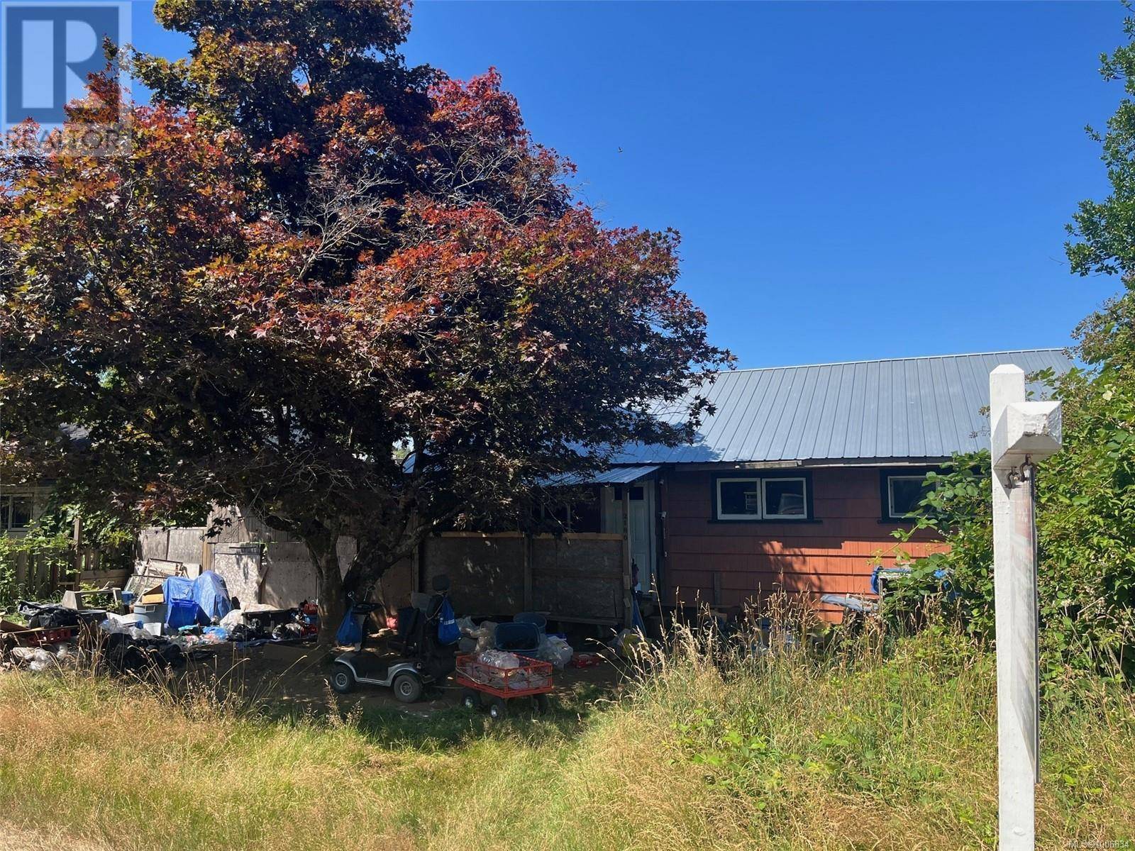Campbell River, BC V9W4K4,2160 15th Ave
