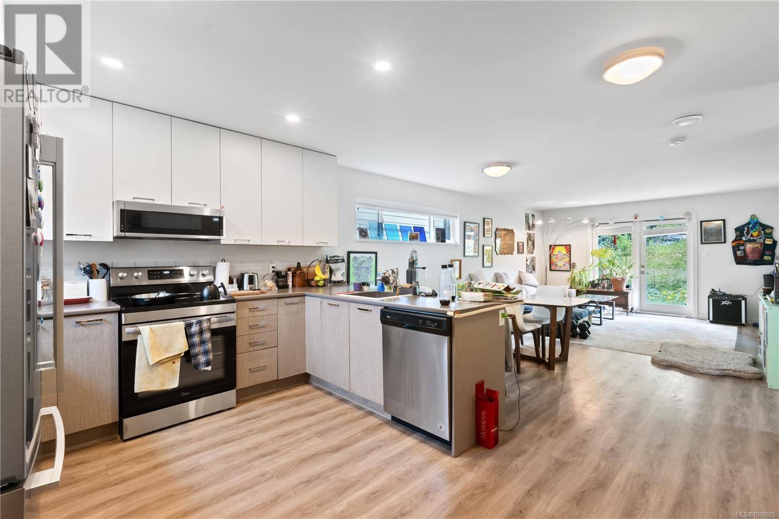 Ucluelet, BC V0R3A0,1782 St. Jacques BLVD #2