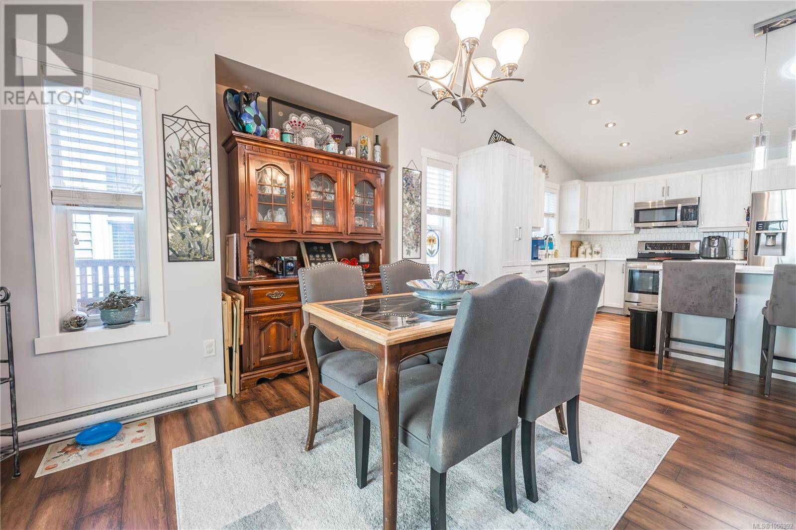 Nanaimo, BC V9R6R7,129 Cowling Pl
