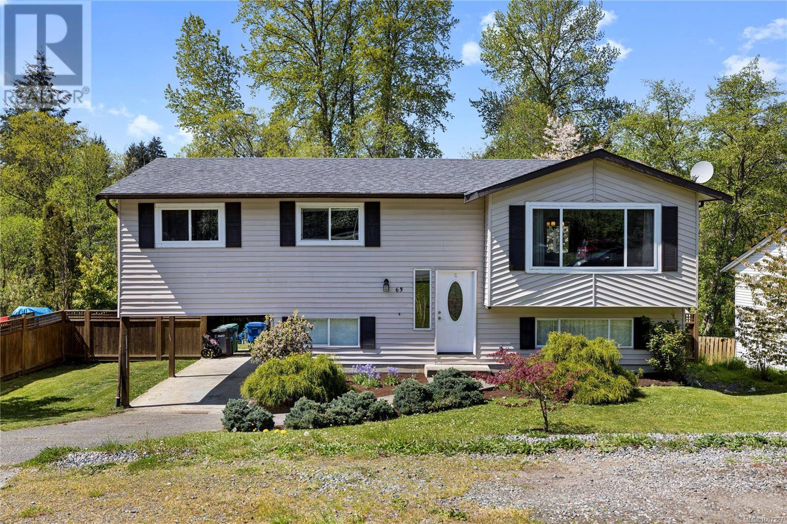 Nanaimo, BC V9X1B6,63 Porter Rd