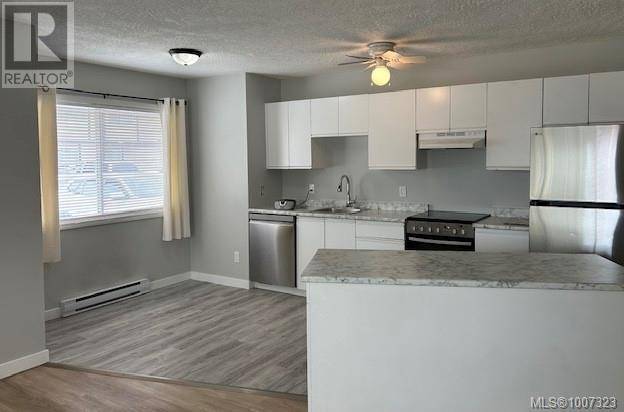 Duncan, BC V9L2Y8,2525 Dingwall ST #302