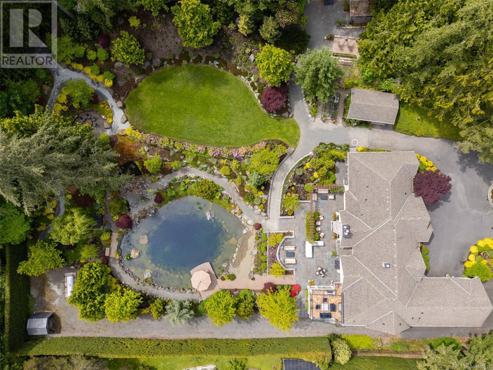 Saanich, BC V9E2B9,441 Glendower Rd