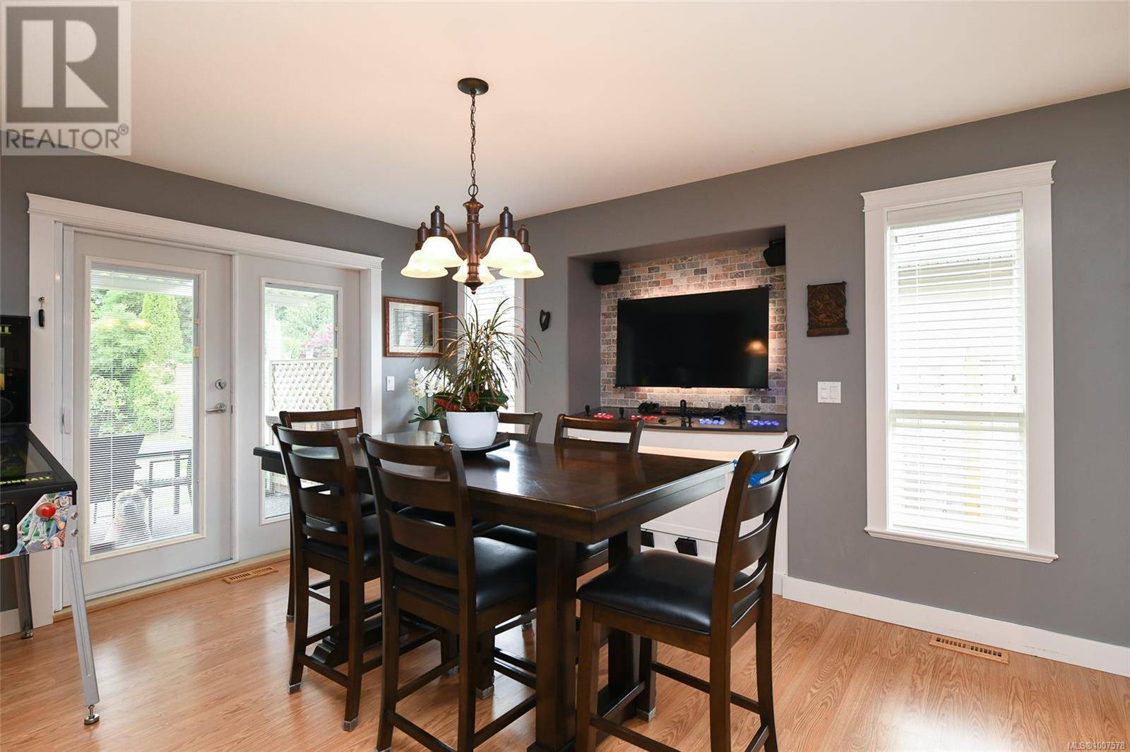 Courtenay, BC V9N1Y2,2547 Hebrides Cres